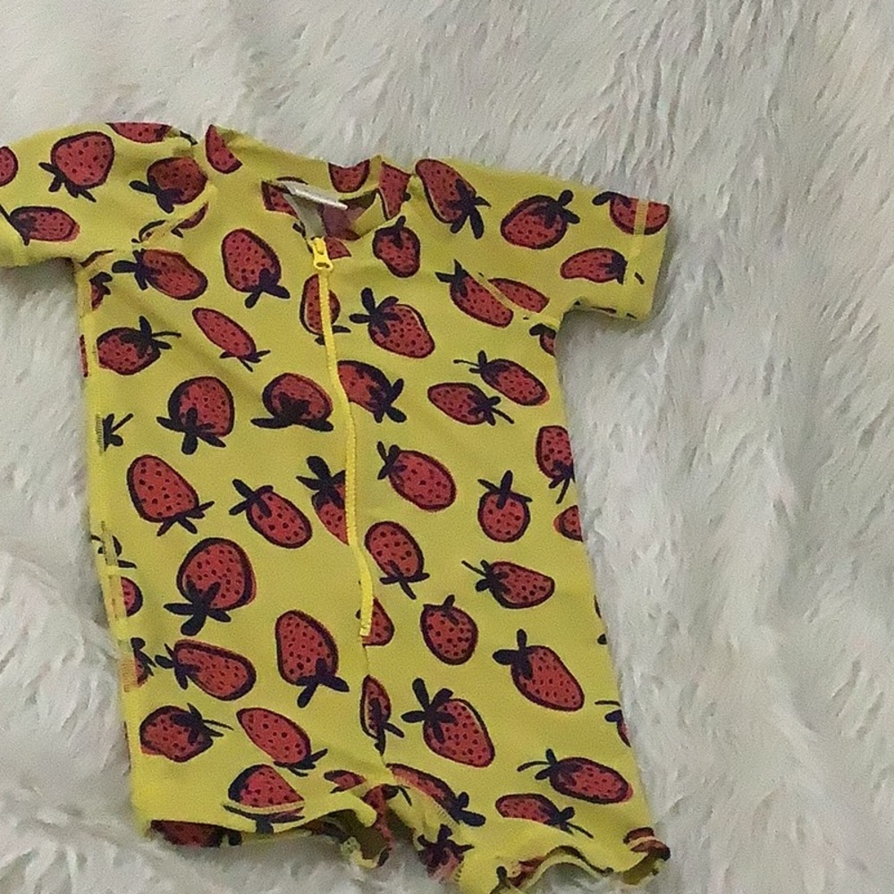 Hanna Andersson strawberry Sumer beach swimsuit size 12 months